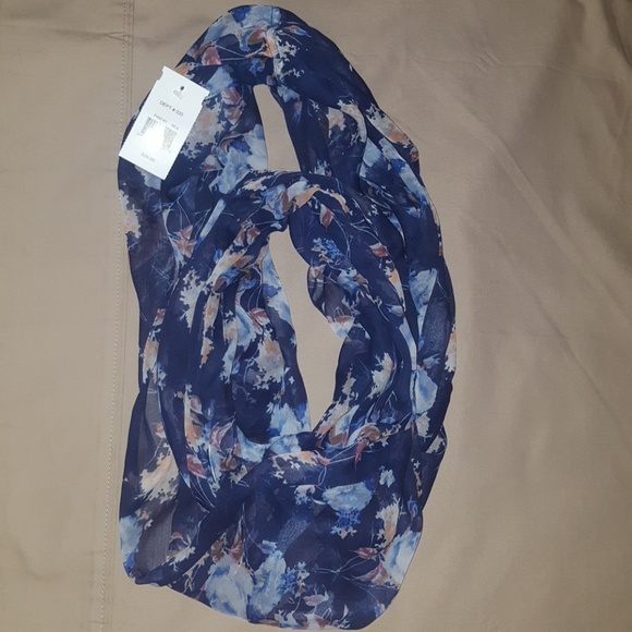 Blue Floral Infinity Scarf - Picture 4 of 5